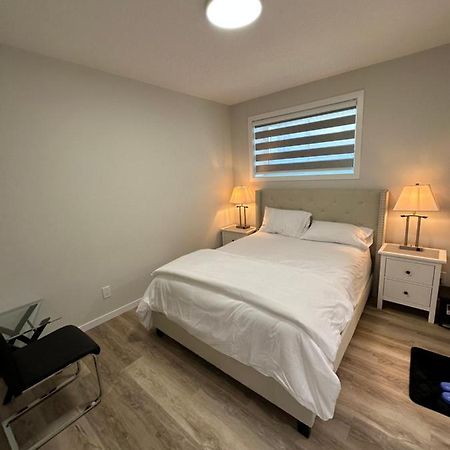 2 Bedroom 2 Washrooms Brand New Beautiful & Cozy Suite YYC Dış mekan fotoğraf