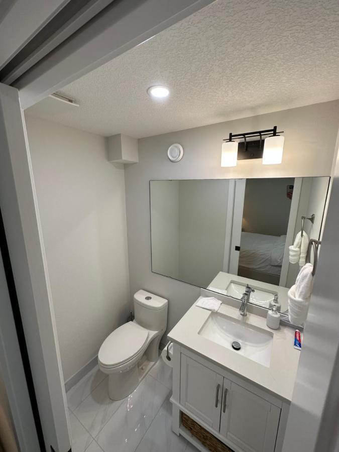 2 Bedroom 2 Washrooms Brand New Beautiful & Cozy Suite YYC Dış mekan fotoğraf
